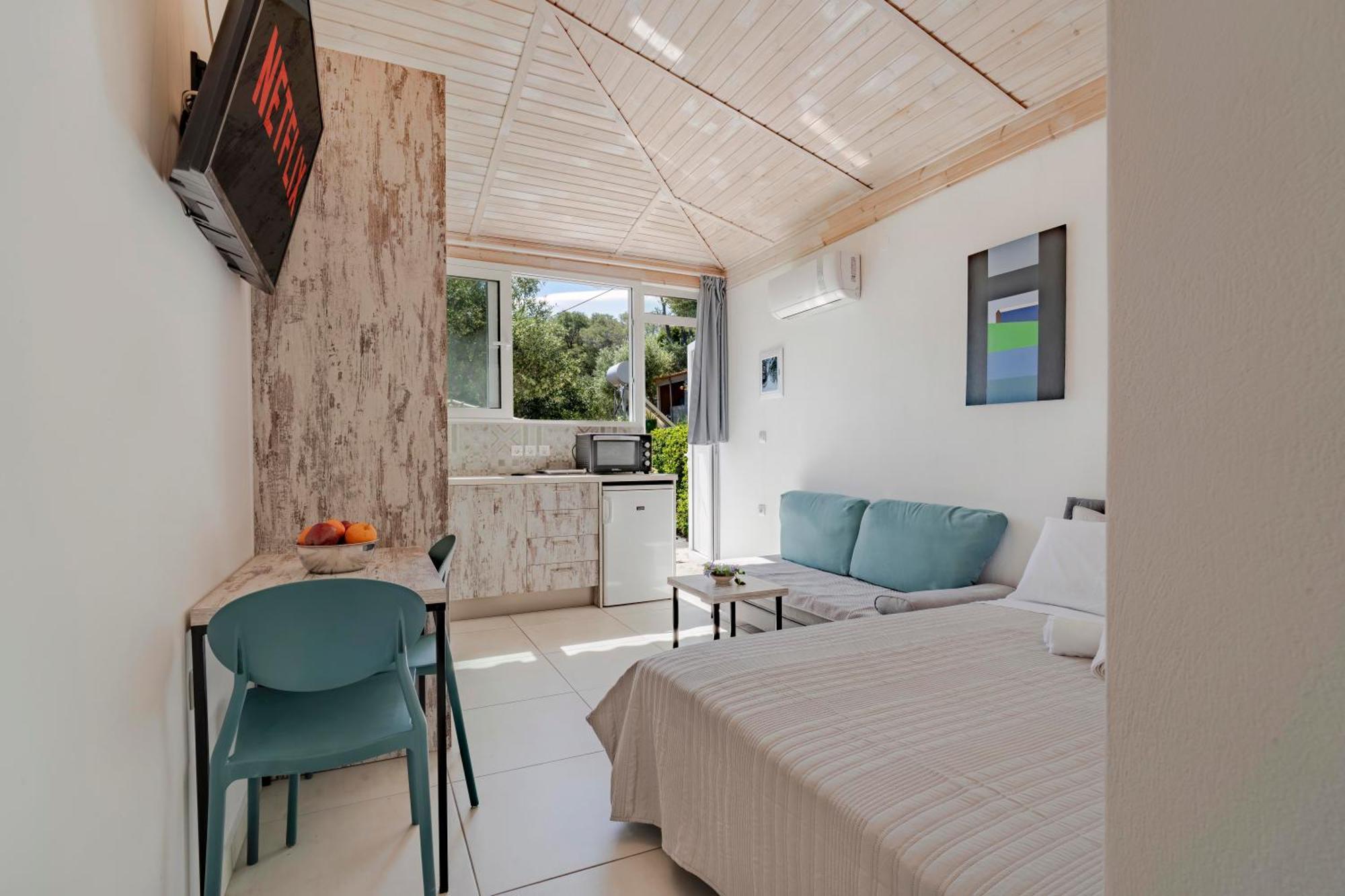 Апартаменты Rafaela'S Sea View House Агиос-Николаос Экстерьер фото